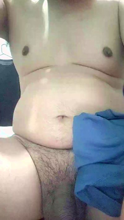 AlejandroM87 from United States