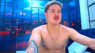 AlexPierss from Colombia
