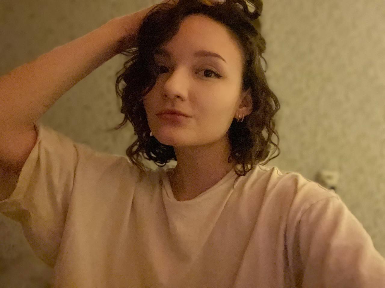 BrookeBoldin from France