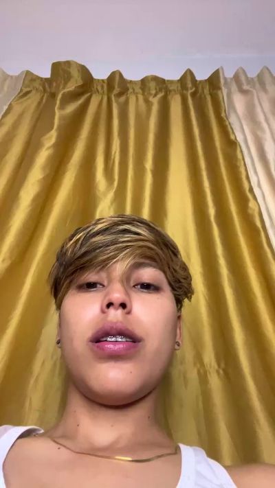 Cute_valerie666 from Italy