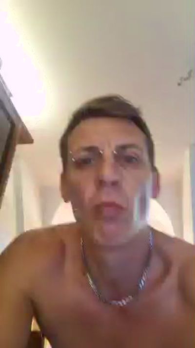 Eskalator198 from Germany