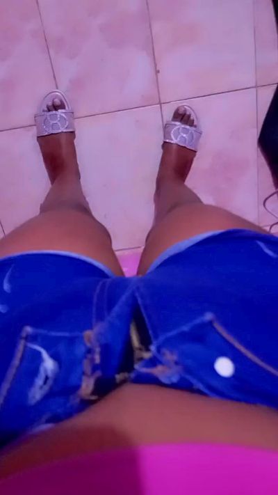 Girl_hotpee from Colombia