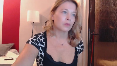 Giulia_sweet from Italy