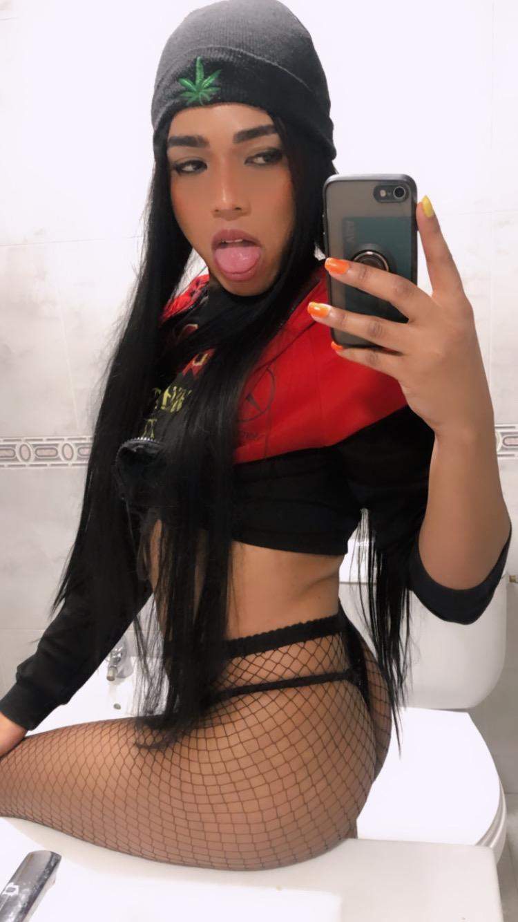 Kimxx2 Profile Image