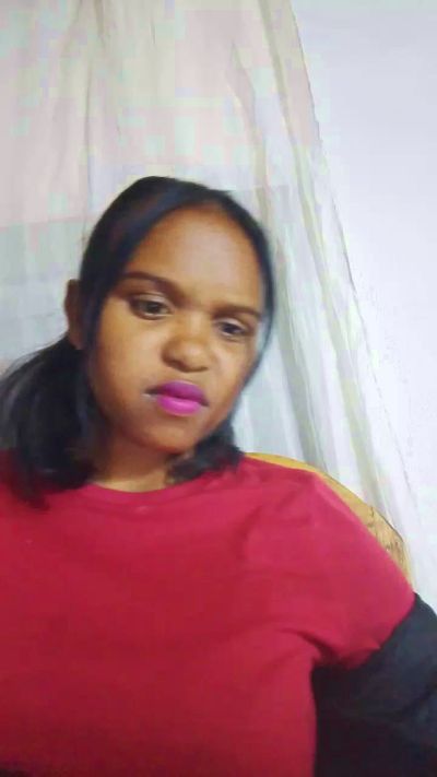 Loveyoutoobabe from Madagascar