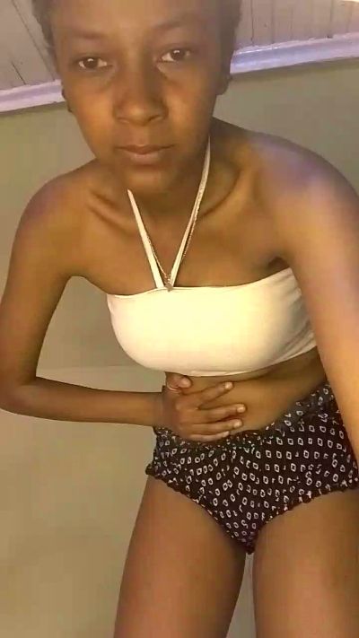 Shania67 from Madagascar