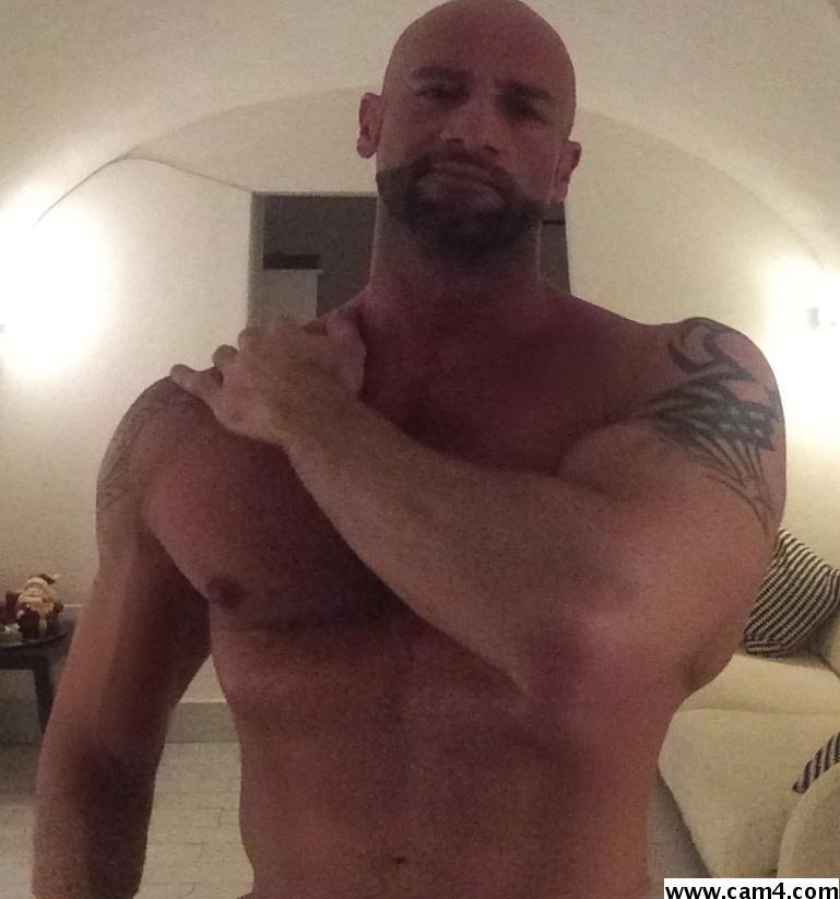 TOMMY1512 Profile Image