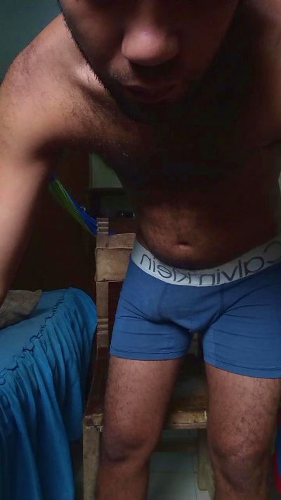 aly_pig_hot from United States
