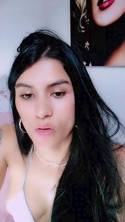 andrea18 from Chile
