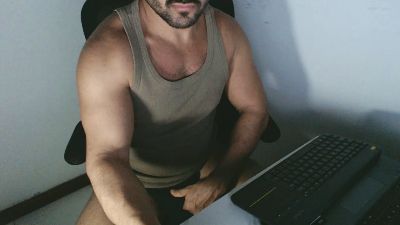beard_man_sexy from Brazil