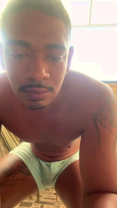 boybb4 from Brazil