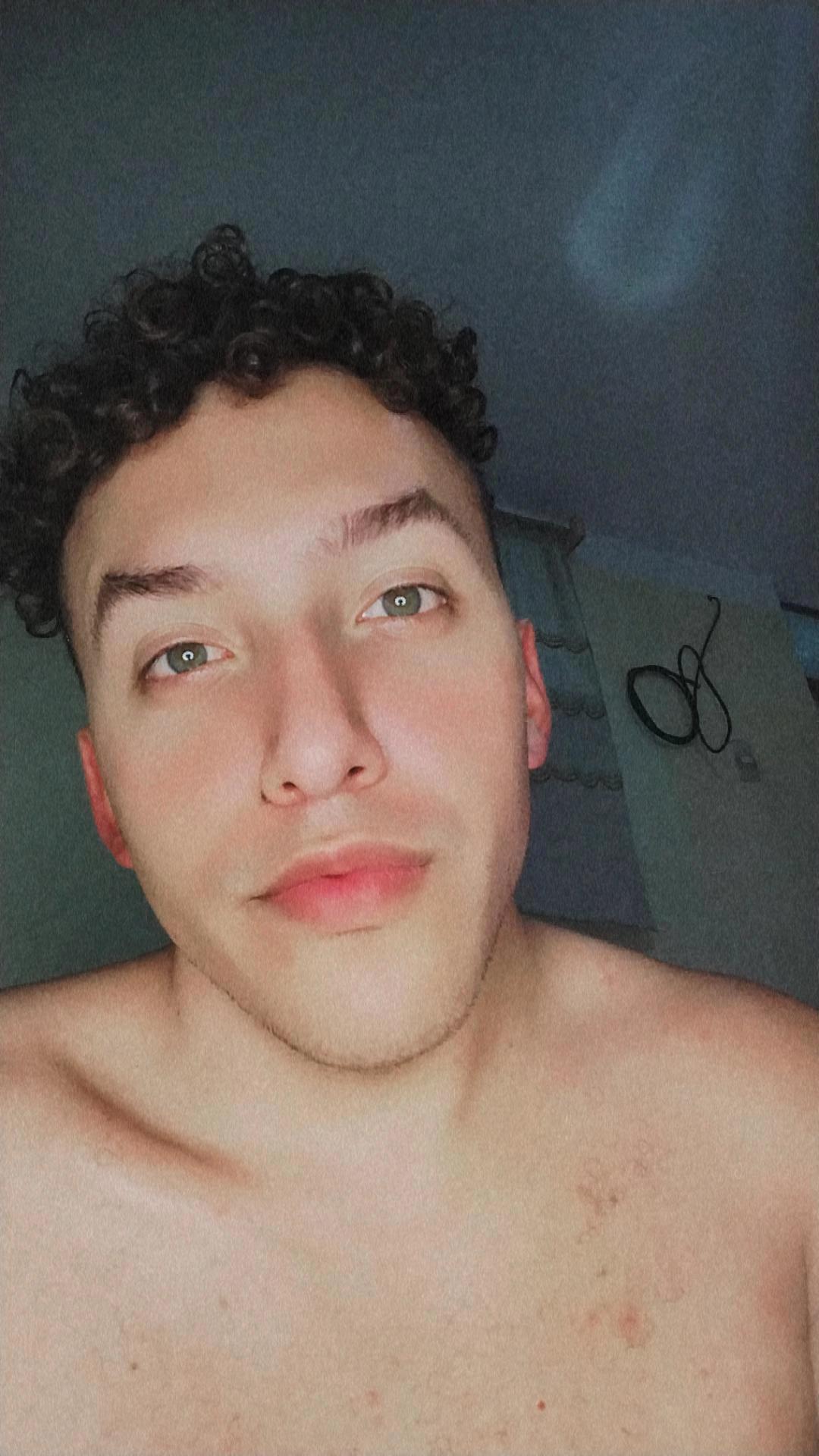 david_666hot from Peru