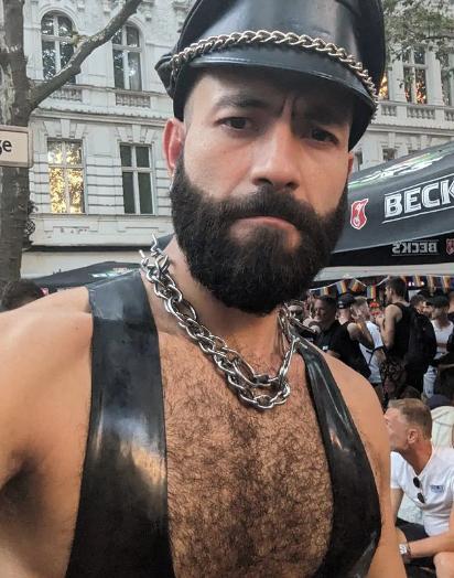 hairy___hot from Germany