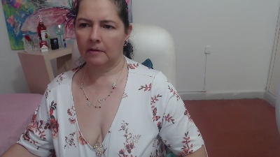 leonela_69 from Colombia