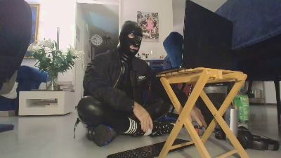sneakpig from Netherlands
