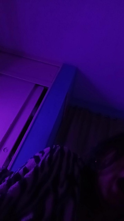 vickyxv1 from Venezuela